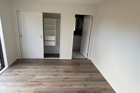 Photo of property in 67b Hutchinsons Road, Bucklands Beach, Auckland, 2014