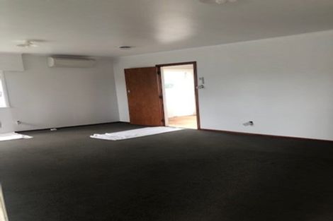 Photo of property in 1/77 Mangere Road, Otahuhu, Auckland, 1062