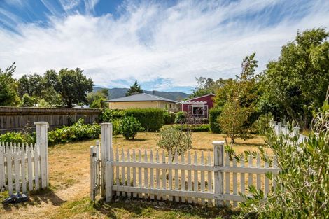 Photo of property in 144 Fitzherbert Street, Featherston, 5710