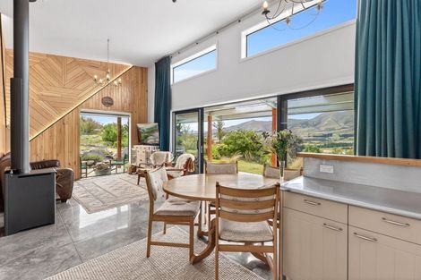 Photo of property in 62 Pukerangi Drive, Queensberry, Cromwell, 9383