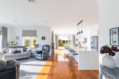 Photo of property in 17 Timberlands Terrace, Parklands, Christchurch, 8083