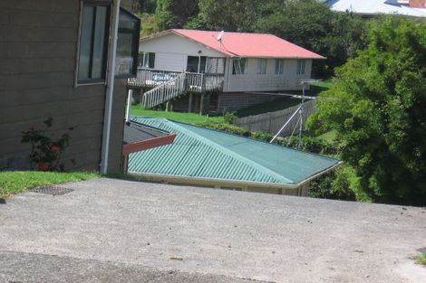 Photo of property in 1/16 Aronui Terrace, Kelston, Auckland, 0602