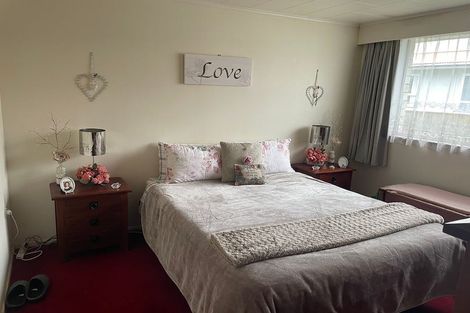 Photo of property in 2/7 Islington Street, Trentham, Upper Hutt, 5018