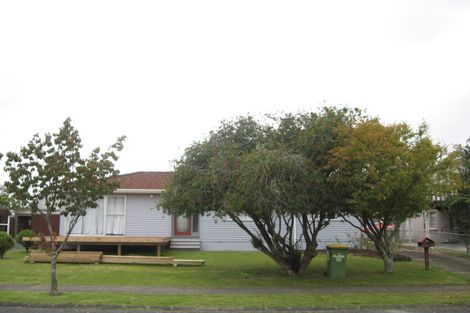 Photo of property in 24 Studfall Street, Pakuranga Heights, Auckland, 2010