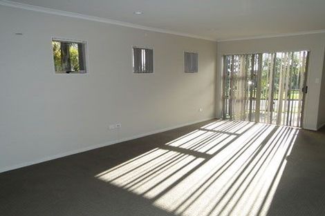 Photo of property in 30 Skelligs Drive, Flat Bush, Auckland, 2019