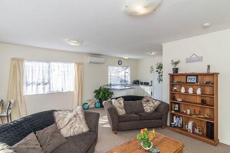 Photo of property in 43b Kapiti Road, Paraparaumu, 5032