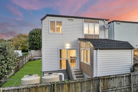 Photo of property in 17f Prictor Street, Papakura, 2110