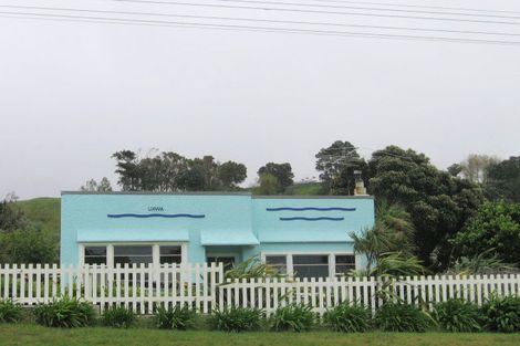 Photo of property in 34 Moana Road, Okitu, Gisborne, 4010