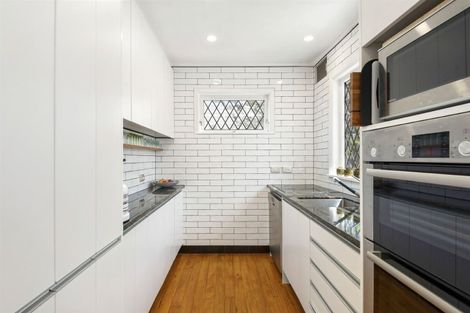 Photo of property in 2/23 Cecil Road, Milford, Auckland, 0620