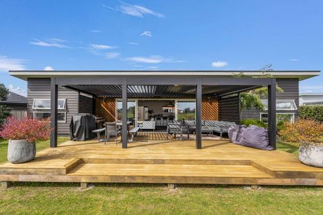 Photo of property in 171 Rangiora Crescent, Matarangi, Whitianga, 3592