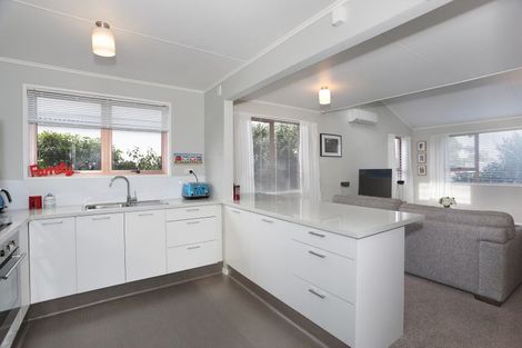 Photo of property in 6 Tate Place, Feilding, 4702