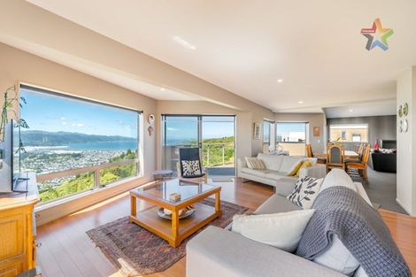 Photo of property in 93 Cypress Drive, Maungaraki, Lower Hutt, 5010