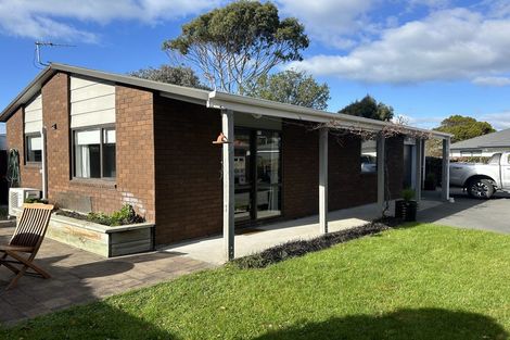 Photo of property in 2/478 Bower Avenue, Parklands, Christchurch, 8083