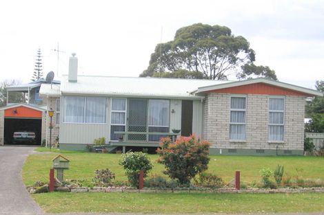 Photo of property in 108 Chartwell Avenue, Whangamata, 3620