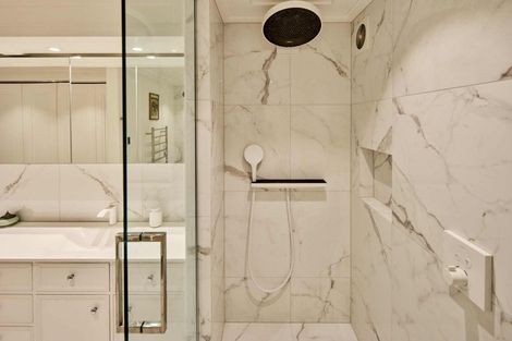 Photo of property in 6/166 Oriental Parade, Oriental Bay, Wellington, 6011