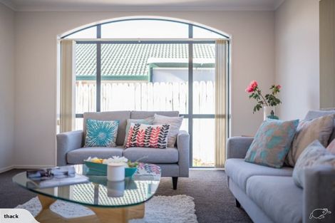 Photo of property in 3 Naul Place, East Tamaki Heights, Auckland, 2016