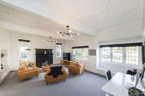 Photo of property in 15 Chaytor Street, West End, Palmerston North, 4410