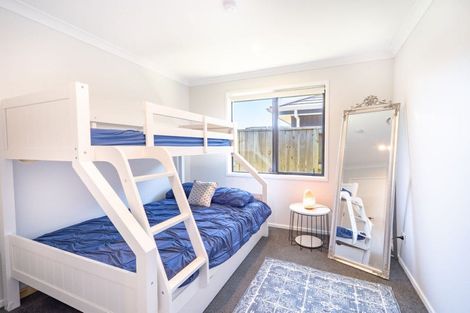 Photo of property in 1 Monaro Place, Papamoa, 3118