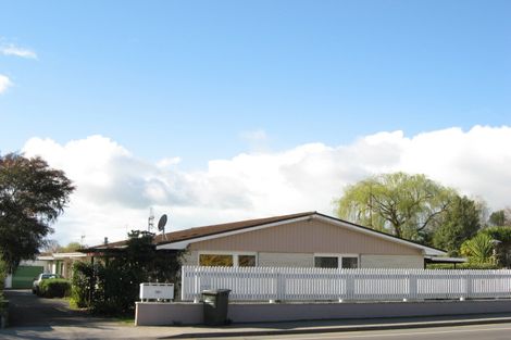 Photo of property in 2/151 Te Mata Road, Havelock North, 4130