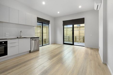 Photo of property in 15-15a The Strand, Wainuiomata, Lower Hutt, 5014