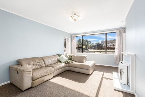 Photo of property in 1a Stephen Street, Tawa, Wellington, 5028