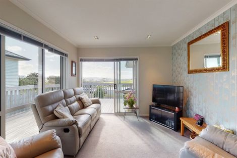 Photo of property in 27 Old Mill Road, Silverdale, 0932