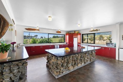 Photo of property in 1937 Lake Ferry Road, Pirinoa, Featherston, 5772