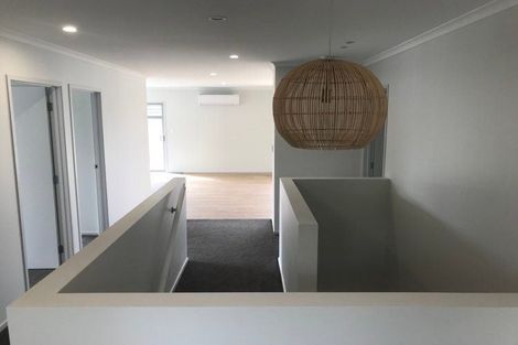 Photo of property in 1 Danden Way, Pukekohe, 2120