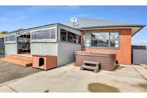 Photo of property in 27 Trinity Avenue, Epuni, Lower Hutt, 5011