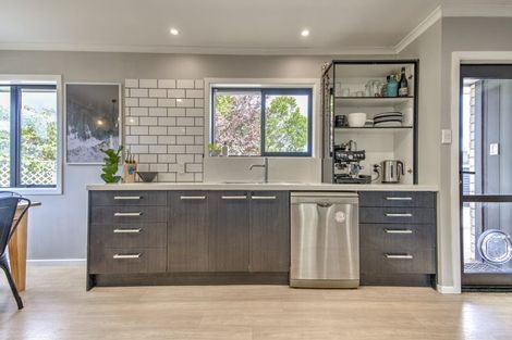 Photo of property in 51 Mears Road, St Andrews, Hamilton, 3200