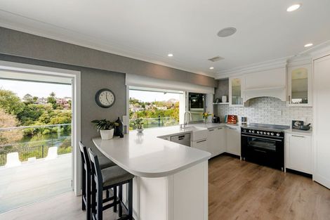 Photo of property in 4 Hardley Street, Whitiora, Hamilton, 3200