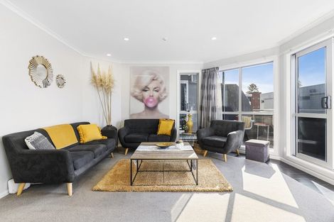 Photo of property in Salisbury Crown, 10/7 Salisbury Avenue, Mount Maunganui, 3116