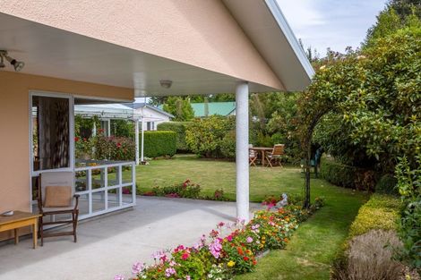 Photo of property in 116 West Street, Greytown, 5712