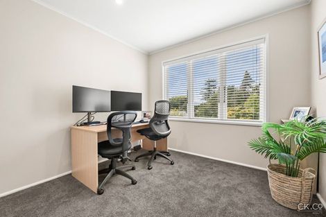 Photo of property in 20b Chatsworth Road, Silverstream, Upper Hutt, 5019