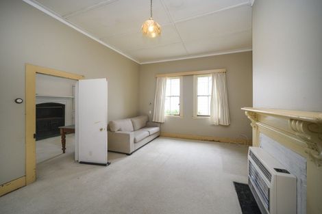 Photo of property in 42 Ranfurly Street, Hokowhitu, Palmerston North, 4410