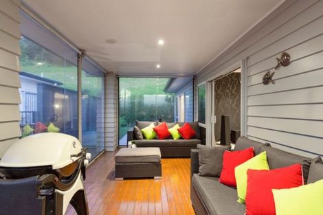 Photo of property in 22 Estuary View Road, Welcome Bay, Tauranga, 3112