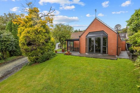 Photo of property in 1/3 Karitane Drive, Cashmere, Christchurch, 8022