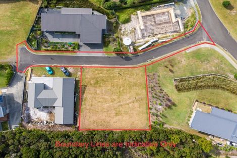 Photo of property in 14 Sunrise Place, Cable Bay, 0420