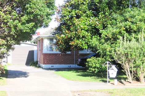 Photo of property in 53 Crewe Crescent, Hokowhitu, Palmerston North, 4410