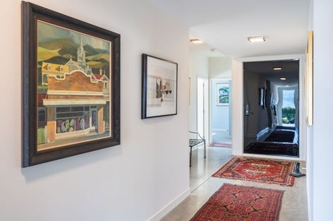 Photo of property in 285 Cannon Hill Crescent, Mount Pleasant, Christchurch, 8081