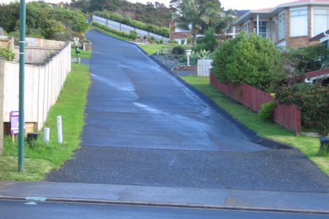 Photo of property in 8 Grovenor Drive, Orewa, 0931