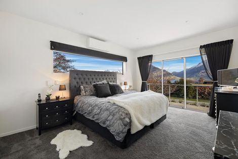 Photo of property in 2 Tasman Terrace, Drift Bay, Queenstown, 9371