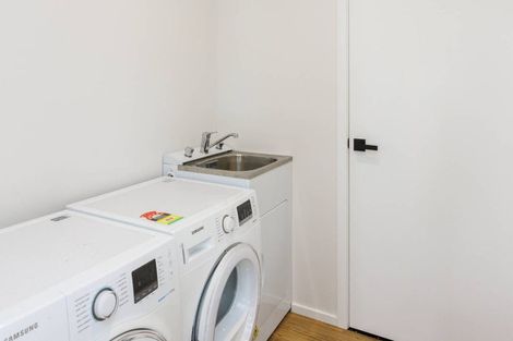 Photo of property in 18 Silkwood Place, Fitzherbert, Palmerston North, 4410