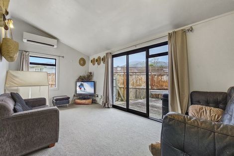 Photo of property in 76 Kawaha Point Road, Kawaha Point, Rotorua, 3010