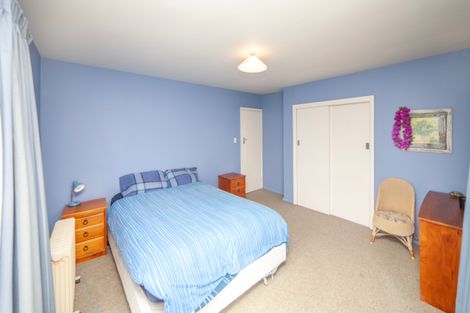 Photo of property in 5 Burrows Place, Ilam, Christchurch, 8041