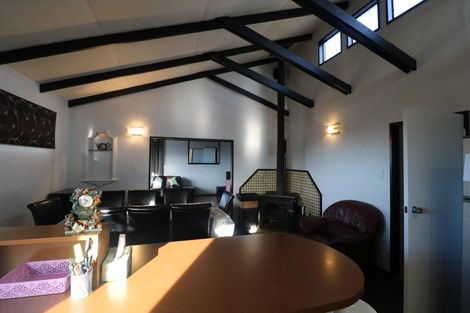 Photo of property in 216 Brockville Road, Brockville, Dunedin, 9011