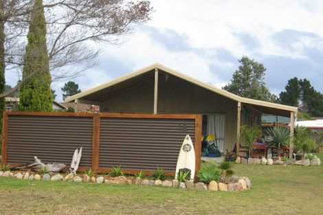 Photo of property in 18 Coronation Row, Pauanui, Hikuai, 3579