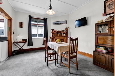 Photo of property in 121 Lemon Street, New Plymouth, 4312