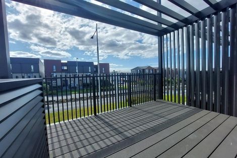 Photo of property in 10/4 Matimati Place, Hobsonville, Auckland, 0616