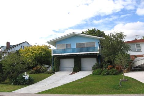 Photo of property in 6 Alton Avenue, Hillcrest, Auckland, 0627